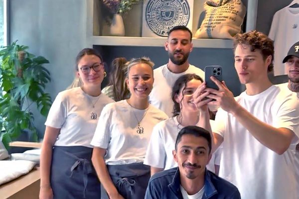 Das GuMo-Team im Frühstücks- und Brunch-Restaurant in Köln.